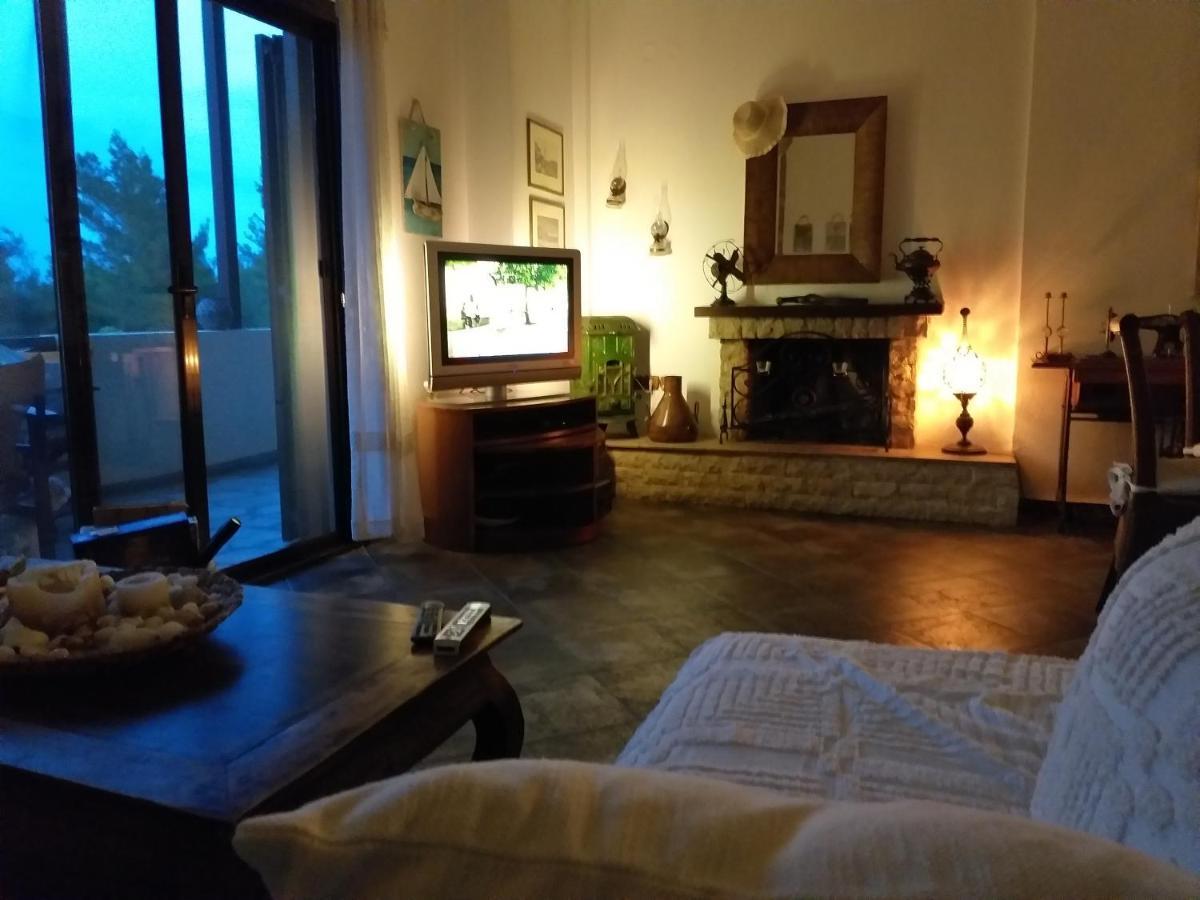 Villa Minthi Posidi Exterior foto